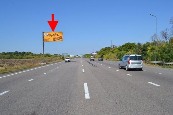 Фото рекламної площини за адресою Трасса Киев-Харьков-463 км-возле АЗС ОККО и Лилия-флажок№4-в ст. Люботина