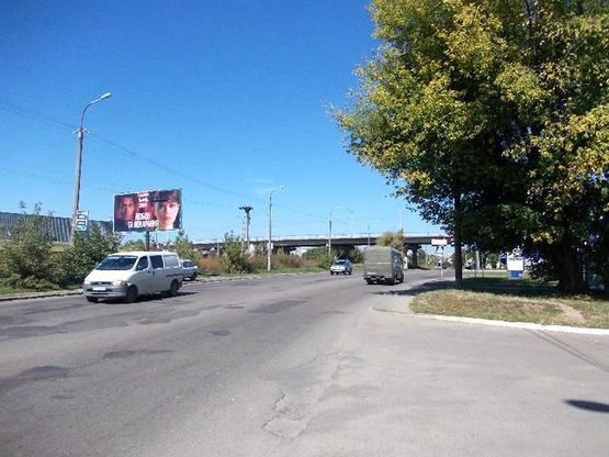 Фото рекламної площини за адресою Карпенко-Карого ул. Фото рекламної площини за адресою Карпенко-Карого ул.