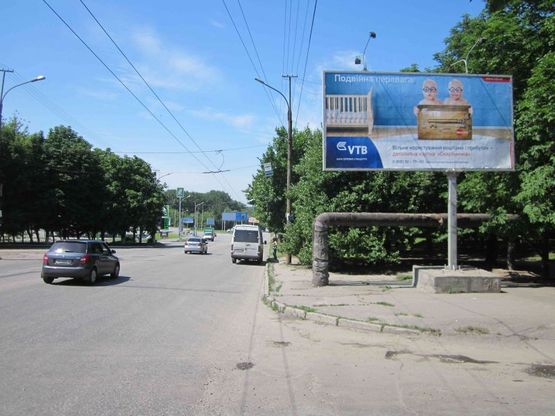 Фото рекламной плоскости по адресу вул.Панікахи, 18 Фото рекламной плоскости по адресу вул.Панікахи, 18