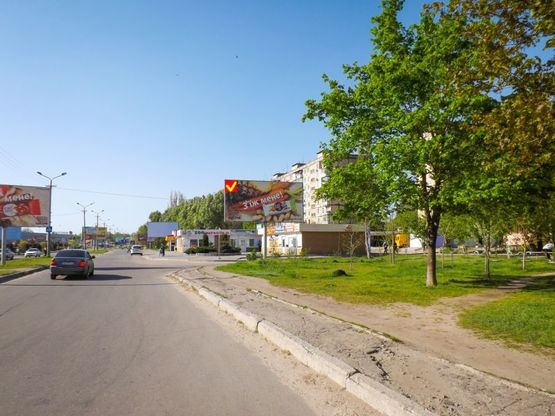 Фото рекламной плоскости по адресу вул. Юрія Кондратюка , 11 Фото рекламной плоскости по адресу вул. Юрія Кондратюка , 11