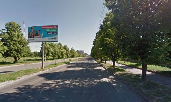 Фото рекламной плоскости по адресу Ершова ул., 39 (разделитель) Фото рекламной плоскости по адресу Ершова ул., 39 (разделитель)