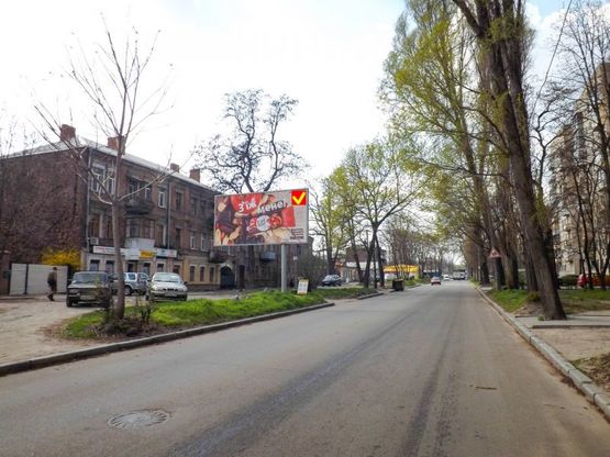 Фото рекламной плоскости по адресу вул. Володимира Антоновича, 73 - вул. Надії Алексеенко/ул. Свердлова, 73 - ул. Чичерина