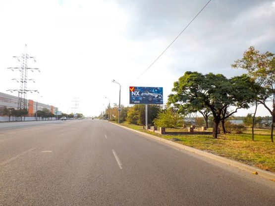 Фото рекламної площини за адресою вул. Наб. Заводська, перед кафе "Смак", з центру/ул. Наб. Заводская, перед кафе "Смак", из центра Фото рекламної площини за адресою вул. Наб. Заводська, перед кафе "Смак", з центру/ул. Наб. Заводская, перед кафе "Смак", из центра