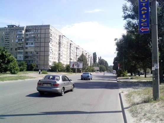 Фото рекламной плоскости по адресу ул.Метробудівська, 2/ул.Метростроевская, 2 пляж на Парусе, стоянка маршрутных такси, супермаркет АТБ, супермаркет Сильпо, Приватбанк, Автобанька, АЗС Фото рекламной плоскости по адресу ул.Метробудівська, 2/ул.Метростроевская, 2 пляж на Парусе, стоянка маршрутных такси, супермаркет АТБ, супермаркет Сильпо, Приватбанк, Автобанька, АЗС