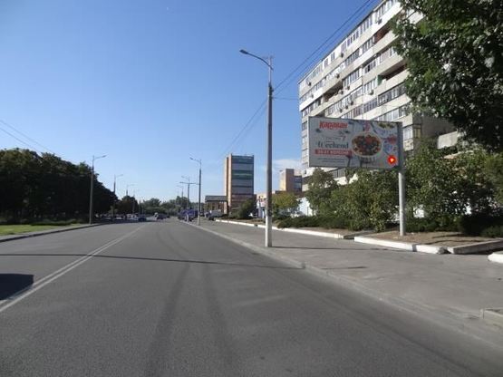 Фото рекламної площини за адресою вул.Малиновського, 6/ул.Малиновского, 6 ТЦ Вавилон, супермаркет Фоззи, Центральный мост