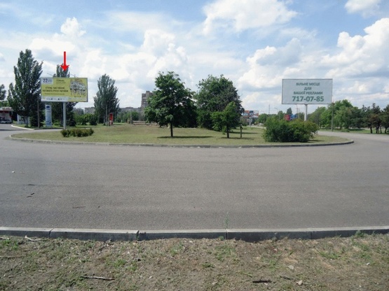 Фото рекламної площини за адресою вул. Набережна Заводська, 55, из центра/ул.Набережная Заводская, 55, из центра Фото рекламної площини за адресою вул. Набережна Заводська, 55, из центра/ул.Набережная Заводская, 55, из центра