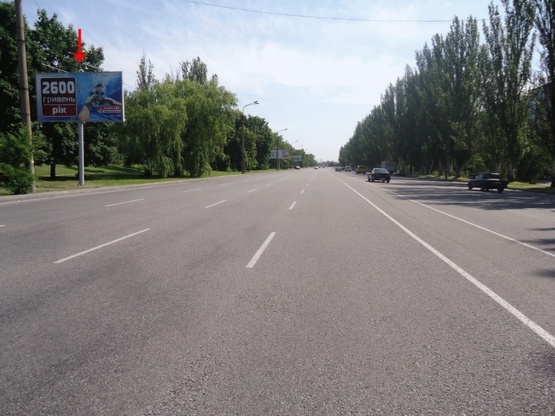 Фото рекламної площини за адресою вул. НабережнаЗаводська до центру/ул. Набережная Заводская, в центр Фото рекламної площини за адресою вул. НабережнаЗаводська до центру/ул. Набережная Заводская, в центр