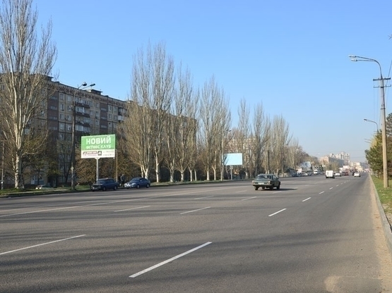 Фото рекламной плоскости по адресу вул. Набережна Заводська, 14/ул. Набережная Заводская, 14, Зооветцентр