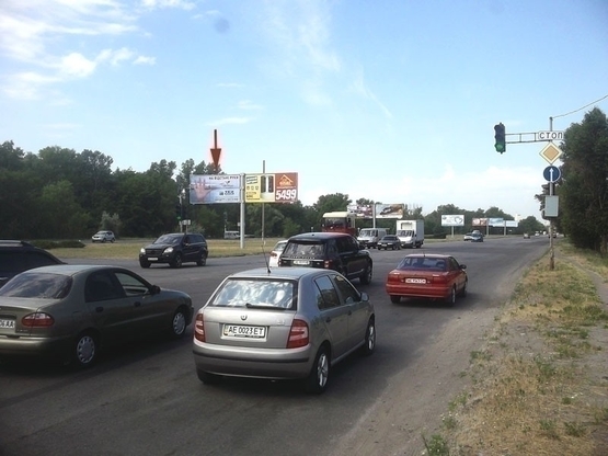 Фото рекламної площини за адресою вул. Маршала Малиновського 108, світлофор (розділювач в районі повороту на Рибальське)/ул. Маршала Малиновского, 108, светофор (разделитель в районе поворота на Рыбальское) Фото рекламної площини за адресою вул. Маршала Малиновського 108, світлофор (розділювач в районі повороту на Рибальське)/ул. Маршала Малиновского, 108, светофор (разделитель в районе поворота на Рыбальское)