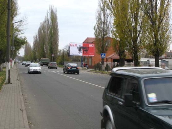 Фото рекламной плоскости по адресу ул.Победы, ТЦ"Подиум", №22-А