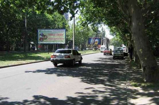 Фото рекламной плоскости по адресу пр-т Адмиральский (между Судостр и 5 ст.) на 5 - разделитель Фото рекламной плоскости по адресу пр-т Адмиральский (между Судостр и 5 ст.) на 5 - разделитель