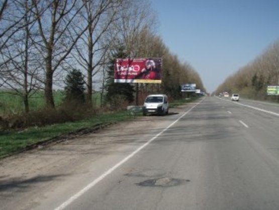 Фото рекламної площини за адресою Тисминецька №7 вїзд в Івано-Франківськ Фото рекламної площини за адресою Тисминецька №7 вїзд в Івано-Франківськ