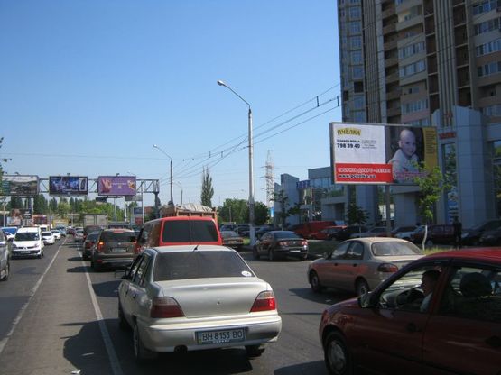 Фото рекламной плоскости по адресу проспект Маршала Жукова, 3-А