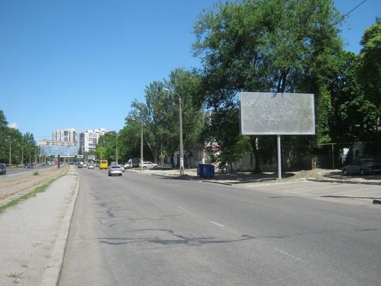 Фото рекламної площини за адресою ул. Балковская, 95 (к пересыпи)