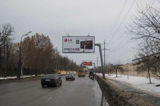 Фото рекламної площини за адресою ул.Краснова, 2-А - пер. Ипподромный (Гусак)