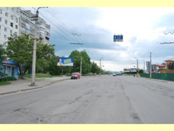 Фото рекламной плоскости по адресу Івасюка-Вовчинецька перехрестя Фото рекламной плоскости по адресу Івасюка-Вовчинецька перехрестя