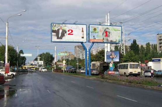 Фото рекламной плоскости по адресу пр-т Ак.Глушко -кинотеатр "Золотой Дюк" Чебурашка (на "Моримото")