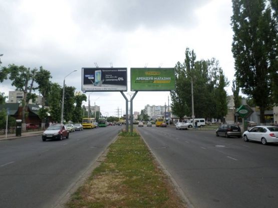 Фото рекламной плоскости по адресу площадь Независимости, 1-А  - кафе МакДональдс (левая) Фото рекламной плоскости по адресу площадь Независимости, 1-А  - кафе МакДональдс (левая)