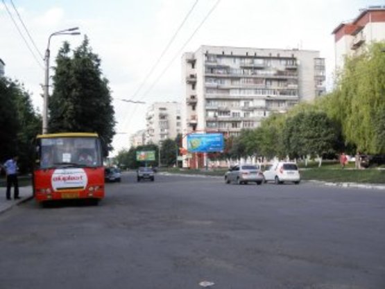 Фото рекламной плоскости по адресу Тролейбусна    навпроти СМ ВОПАК