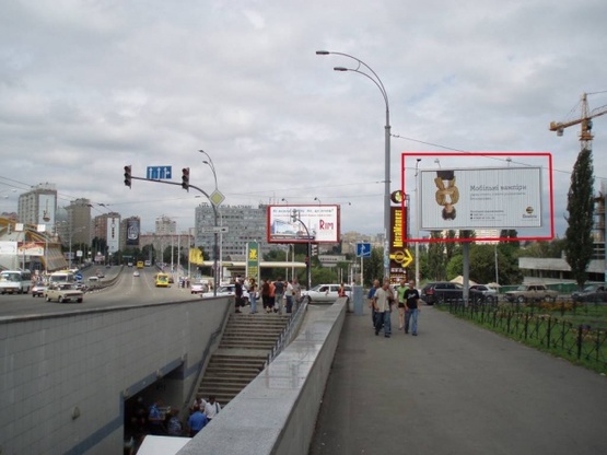 Фото рекламної площини за адресою Чоколовский бульвар, 40