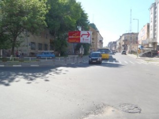 Фото рекламної площини за адресою Пилипа Орлика       центр