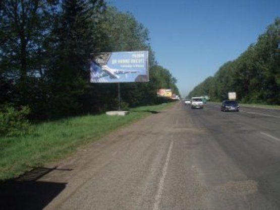 Фото рекламної площини за адресою Тисминецька №9 вїзд в Івано-Франківськ