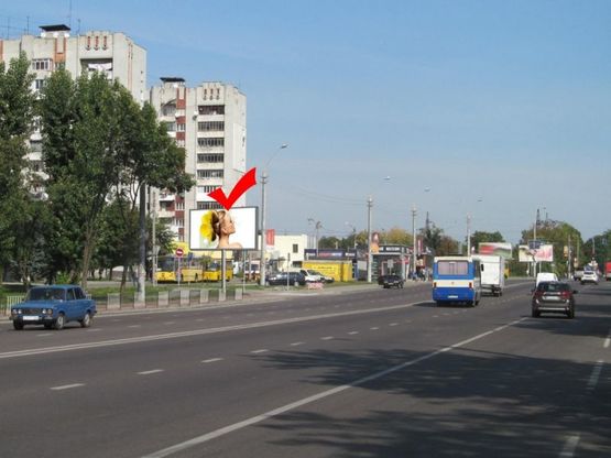 Фото рекламної площини за адресою вул.Б.Хмельницького-вул.Мідна, з центру Фото рекламної площини за адресою вул.Б.Хмельницького-вул.Мідна, з центру