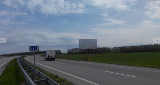 Фото рекламной плоскости по адресу Об"їздна Новограда. Біля Cersanit № 2. Ліворуч. Напрямок з Рівного на Житомир, ст.А