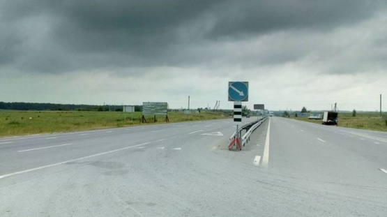 Фото рекламной плоскости по адресу Траса Рівне-Житомир. Об"їздна Новограда.Біля Сersanit № 4, напрямок з Житомира на Рівне,ст. Б