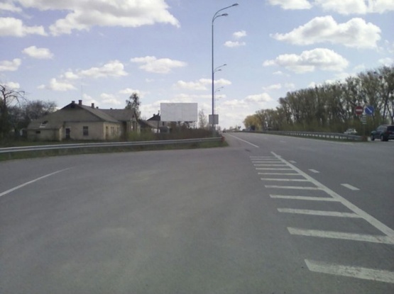 Фото рекламної площини за адресою Траса Житомир-Новоград с.Броники, біля TIR-паркінгу,кафе "Вулик", напрямок з Рівного,Новограду на Житомир, ст.Б Фото рекламної площини за адресою Траса Житомир-Новоград с.Броники, біля TIR-паркінгу,кафе "Вулик", напрямок з Рівного,Новограду на Житомир, ст.Б