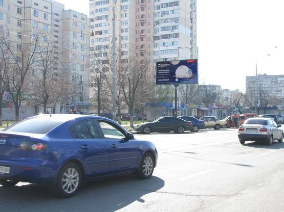 Фото рекламной плоскости по адресу Героїв Дніпра вул., 32