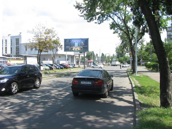 Фото рекламної площини за адресою Кибальчича вул., 11