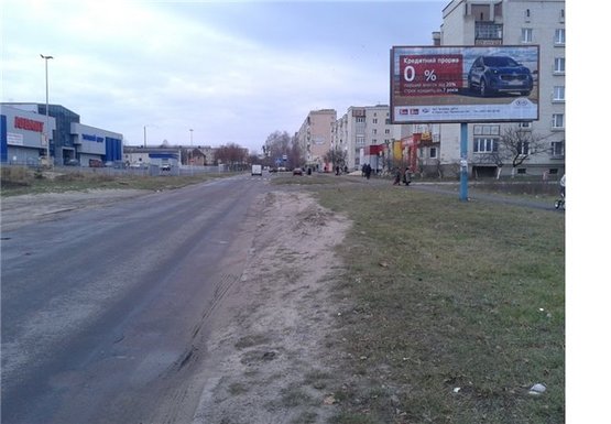 Фото рекламной плоскости по адресу м.Ковель вул. Заводська (ТЦ "Ювант")