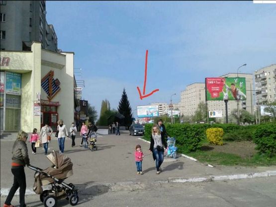 Фото рекламной плоскости по адресу пр.Соборності ,14а (маг.Троянда, РАГС, ТЦ "Гостинець")