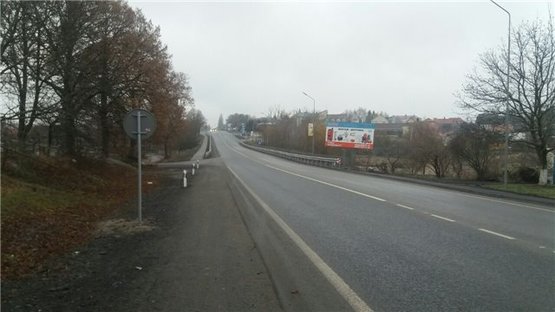 Фото рекламної площини за адресою с.Зміїнець (при вїзді в місто Луцьк,  траса Ковель-Луцьк, вїзд на вул.Ковельську) 2,5 км від Луцька