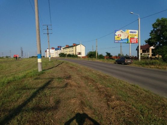 Фото рекламной плоскости по адресу Совиньон- проспект Свободы 10А Фото рекламной плоскости по адресу Совиньон- проспект Свободы 10А