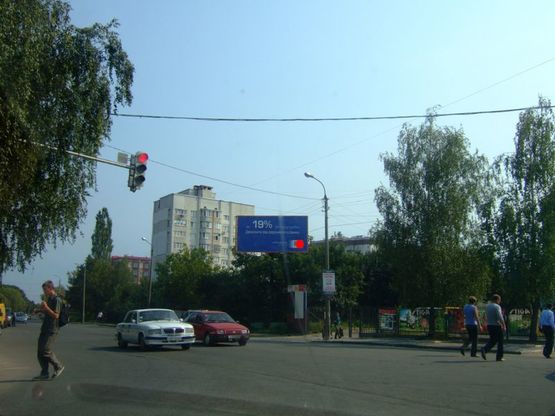 Фото рекламной плоскости по адресу вул.Прибузька біля нового мосту на "Эпицентр". неподалік: "Епіцентр", супермаркет "Таврія В", "Сільпо", ТРЦ "Оазис", центральний ринок, елітна забудова "Набережний квартал", "Атлант" (центр) Фото рекламной плоскости по адресу вул.Прибузька біля нового мосту на "Эпицентр". неподалік: "Епіцентр", супермаркет "Таврія В", "Сільпо", ТРЦ "Оазис", центральний ринок, елітна забудова "Набережний квартал", "Атлант" (центр)