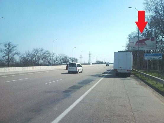 Фото рекламной плоскости по адресу Киевское шоссе, 3 - Автосалон Элит Авто Infiniti, Н-Моторс Юг (Ниссан) - р-н Клеверного моста