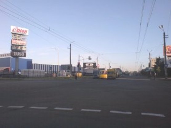 Фото рекламної площини за адресою Івасюка (Епіцентр) Фото рекламної площини за адресою Івасюка (Епіцентр)