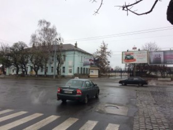 Фото рекламної площини за адресою Привокзальна-Грюнвальдська лівий