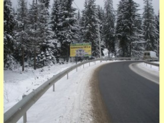 Фото рекламной плоскости по адресу перед ГК Буковель (правий)