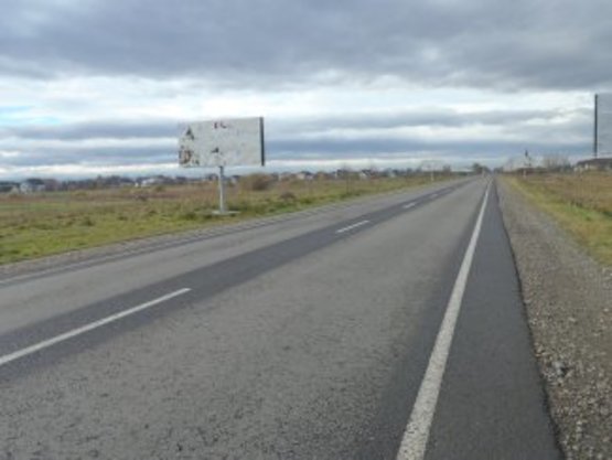 Фото рекламной плоскости по адресу Калуш с.Пійло №6 (траса Стрий-Івано-Франківськ)