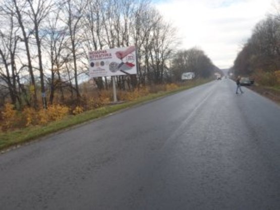 Фото рекламной плоскости по адресу Калуш с.Вістова№5 (траса Стрий-Івано-Франківськ)