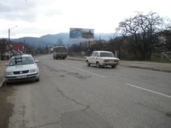 Фото рекламной плоскости по адресу в'їзд з Яремче в сторону Івано-Франківська