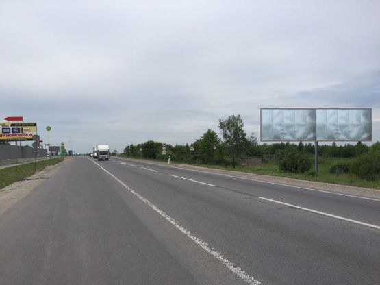 Фото рекламной плоскости по адресу Київ-Чоп, км 552+500, Арена Львів, гот.Катерина, праворуч