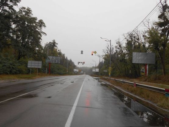 Фото рекламной плоскости по адресу Траса "Київ-Іванків-Овруч", Р-02 км 19+ 250 лево,на світлофорі, перед поворотом на SANDORA, HENKEL-Україна, виїзд з Вишгорода до пл. Шевченко