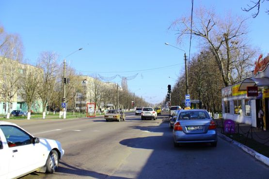 Фото рекламной плоскости по адресу вул. Київський Шлях, 35 поблизу "Ощадбанк"