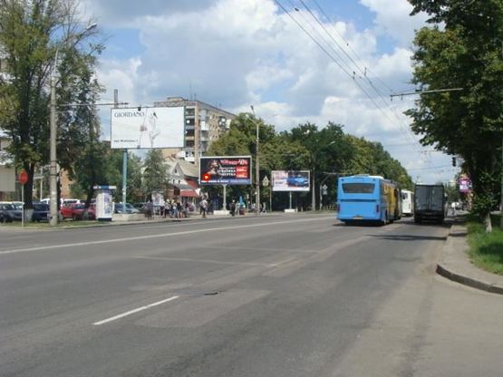 Фото рекламної площини за адресою ул.О.Вишни - ул.Фрунзе Фото рекламної площини за адресою ул.О.Вишни - ул.Фрунзе