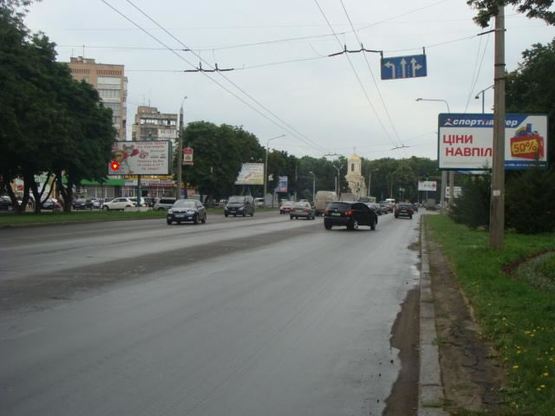 Фото рекламной плоскости по адресу на перекр. ул. Фрунзе и ул. Баяна Фото рекламной плоскости по адресу на перекр. ул. Фрунзе и ул. Баяна