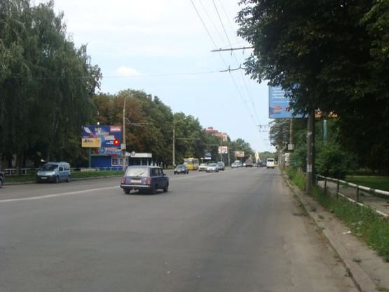 Фото рекламной плоскости по адресу ул.Фрунзе, 88(ост.Ляли Убийвовк) Фото рекламной плоскости по адресу ул.Фрунзе, 88(ост.Ляли Убийвовк)